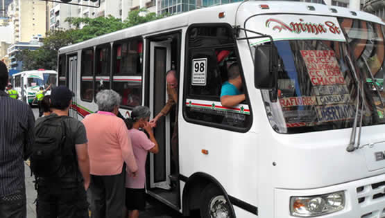 Transportistas aseguran que tienen luz verde para cobrar pasaje a Bs 280 | Radio Tiempo la radio cristiana online de Venezuela