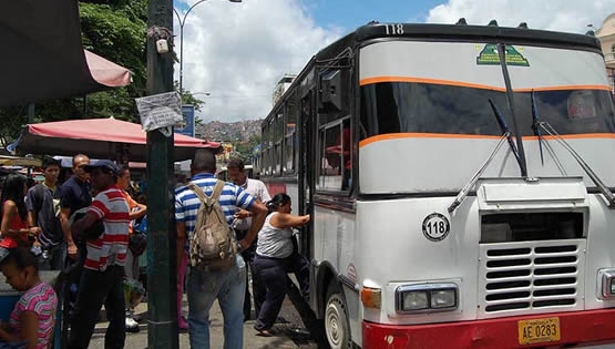 Transportistas: Aumento de pasaje a Bs. 700 es insuficiente | Radio Tiempo la radio cristiana online de Venezuela